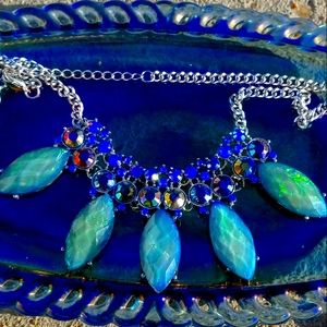 Amazing necklace multicolored blue and green silver necklace costume jewelry